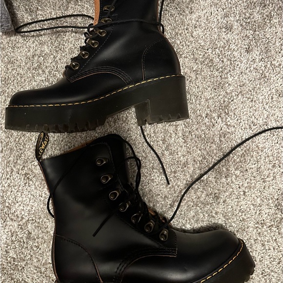 Leona dr martens boots used twice - Picture 2 of 7